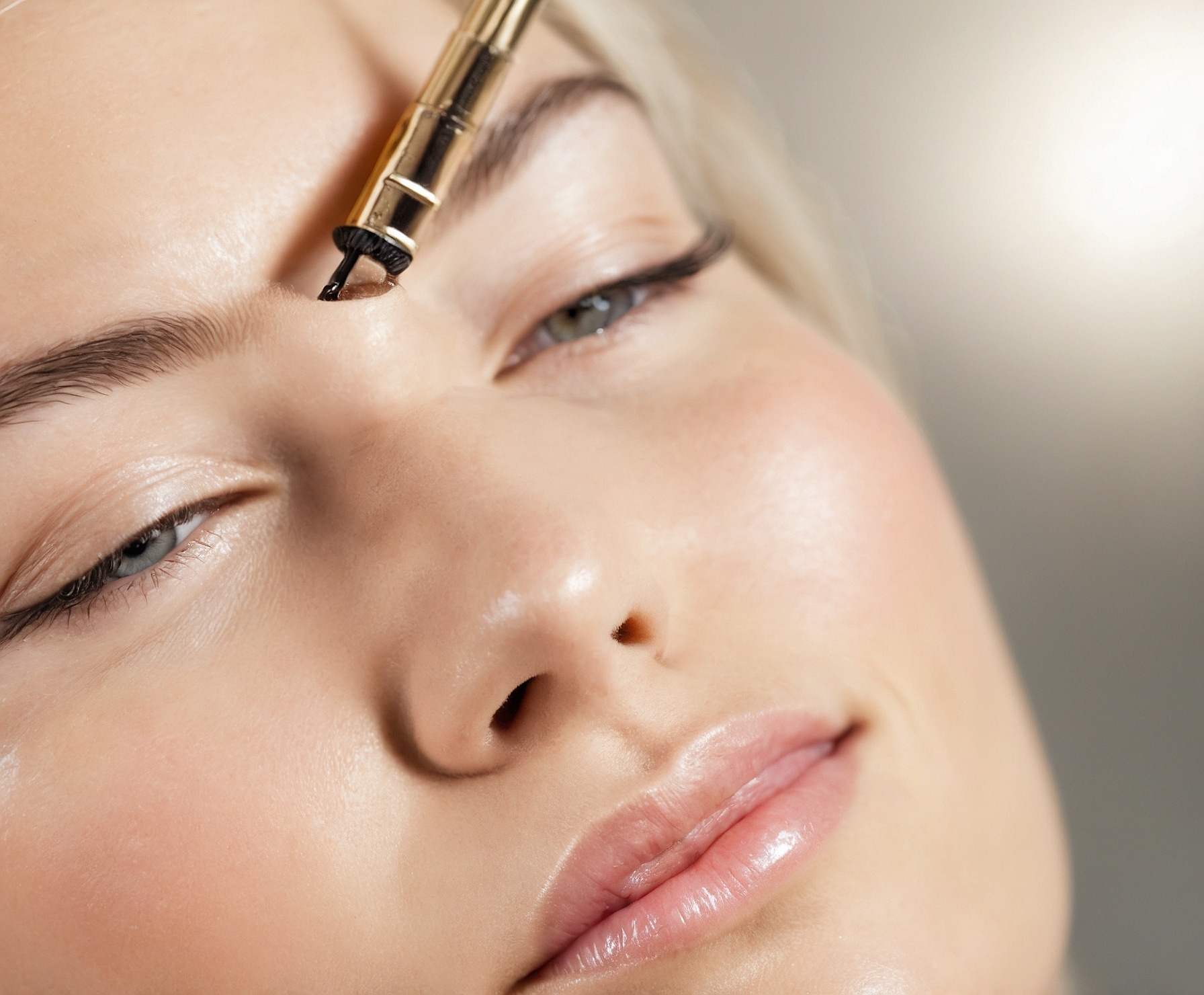 Tratamiento facial avanzado para regeneración
